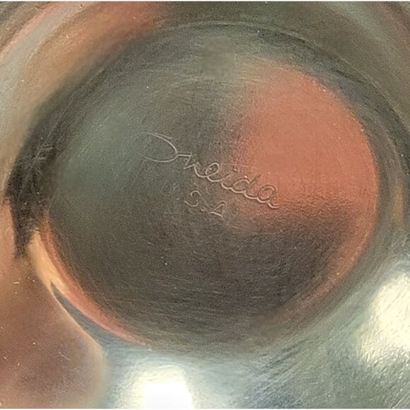 Vintage 1960s Oneida Silverplate Double Taper Candle Holder - Picture 11 of 14